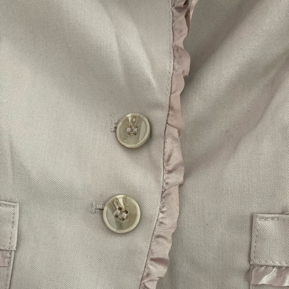 H&M Ruffle Satin Blazer! - Picture 4 of 7